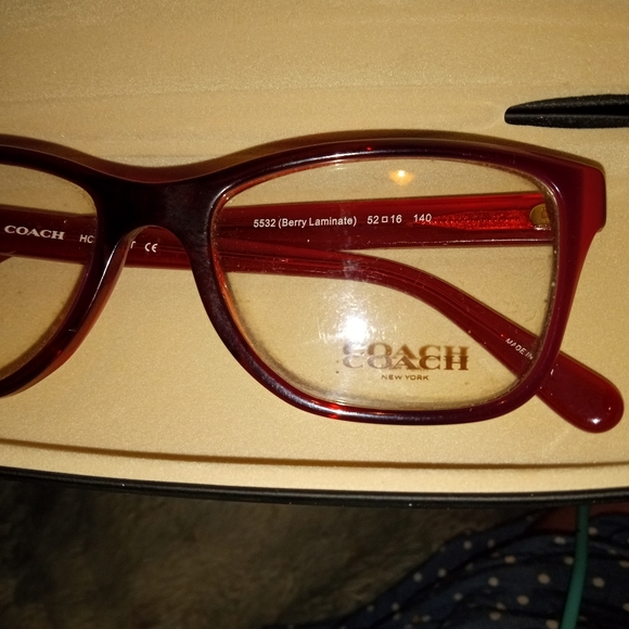 Coach designer classes Red in color non prescription withaàa at ßàÁ2 - Picture 2 of 7